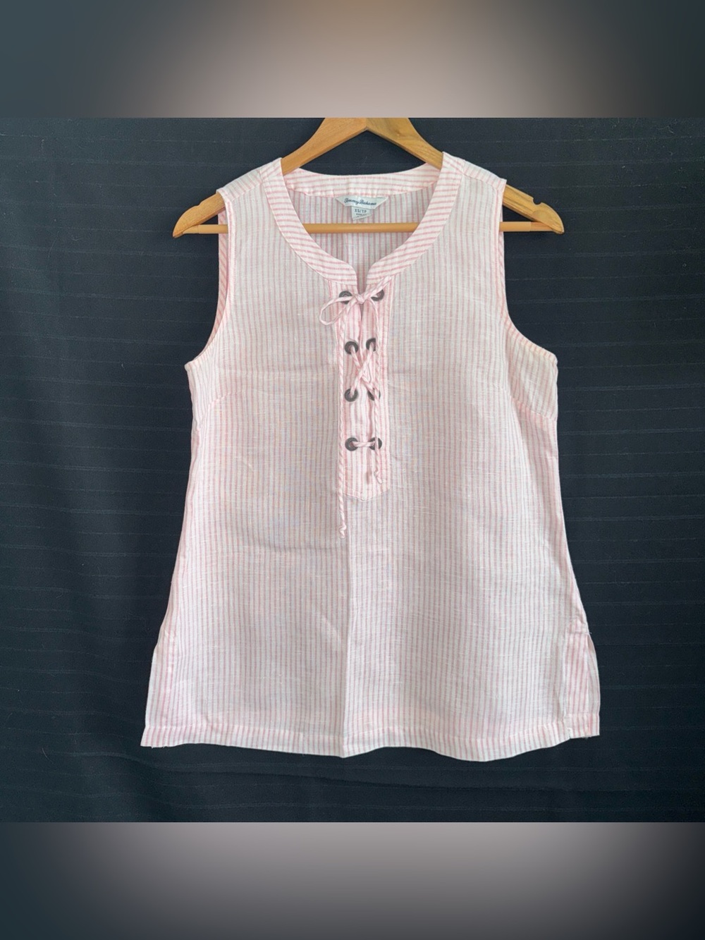 Tommy Bahama Linen Pink White Seersucker Sleeveless Top Lace Up XS Coastal Beach